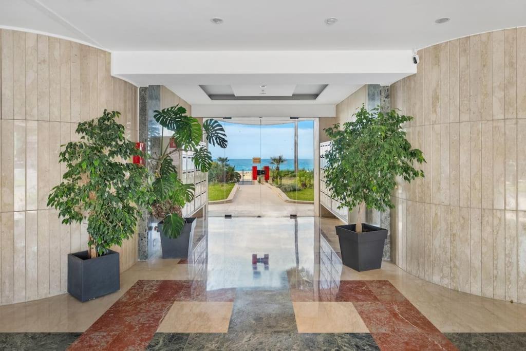 La Piscine - Bord De - Clim - Parking Inclus Petite Place * Menton