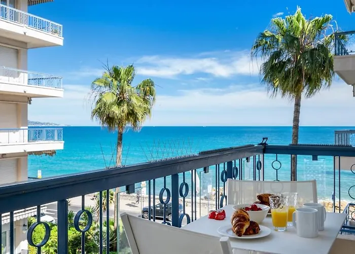 La Piscine - Bord De Mer - Clim - Parking Inclus Petite Place