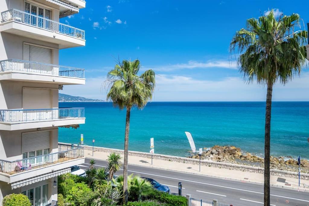 Apartment La Piscine - Bord De - Clim - Parking Inclus Petite Place Menton